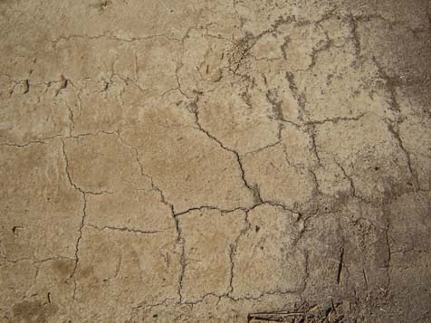 Polypavement with close up of cracks.